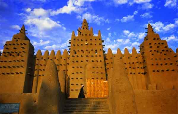 Veja também: A migração Bantu – África antiga Nubia – O Reino de Kush (Cuxe) Conquista muçulmana do Magrebe Império de Kanem Bornu O Império do Gana